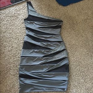 Beautiful body con dress